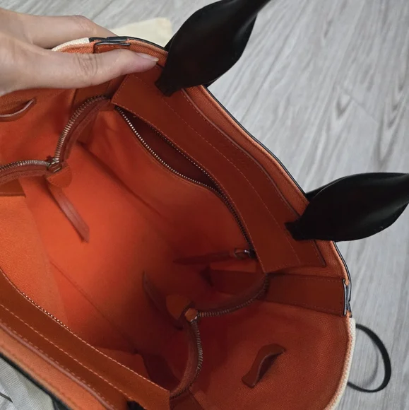 Prada Bag - Picture 6 of 11